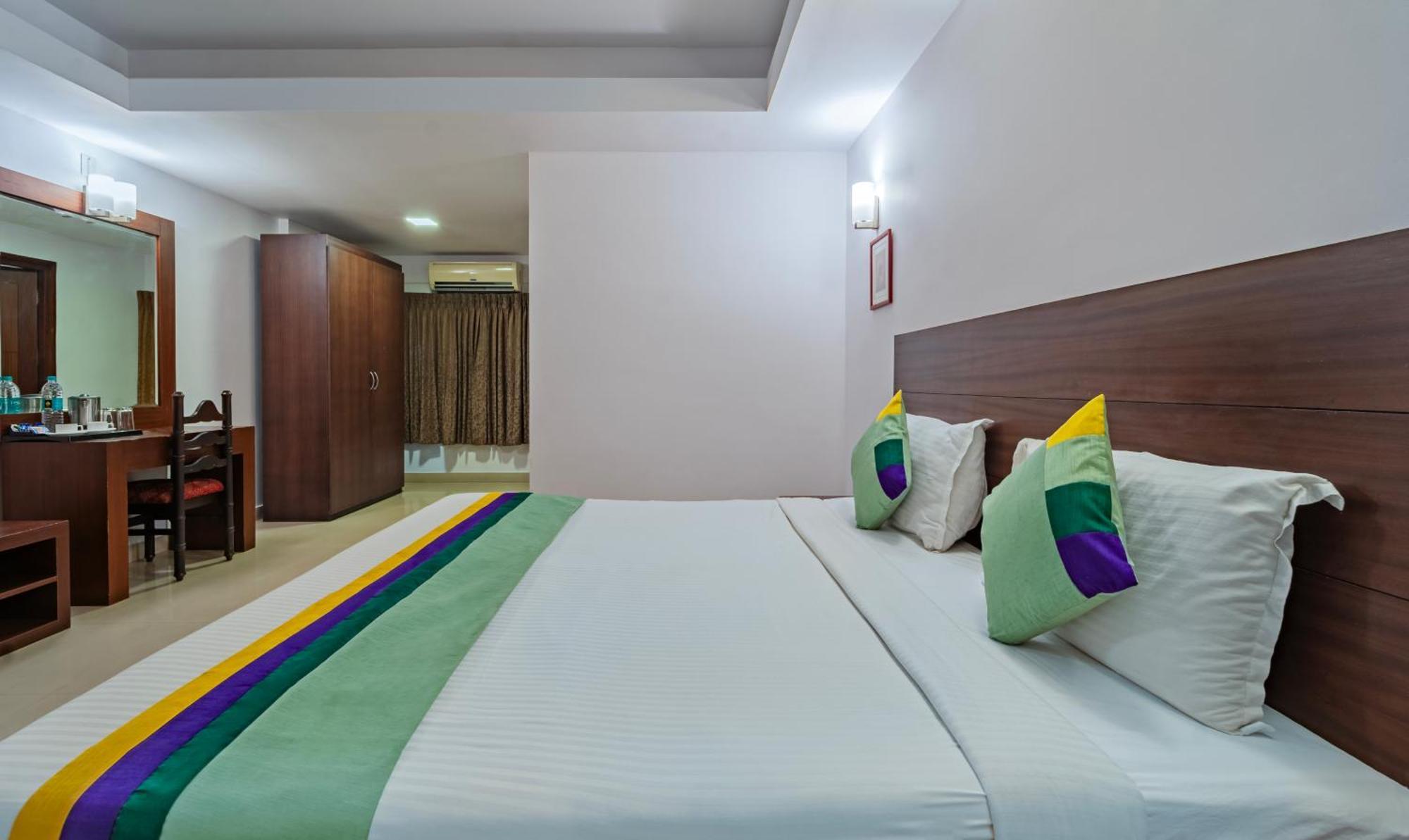 Central Hotel Thrissur Exterior foto